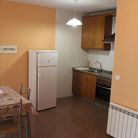 Pension Albergue O Pedregal Lourenza ภายนอก รูปภาพ
