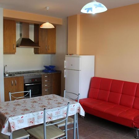 Pension Albergue O Pedregal Lourenza ภายนอก รูปภาพ
