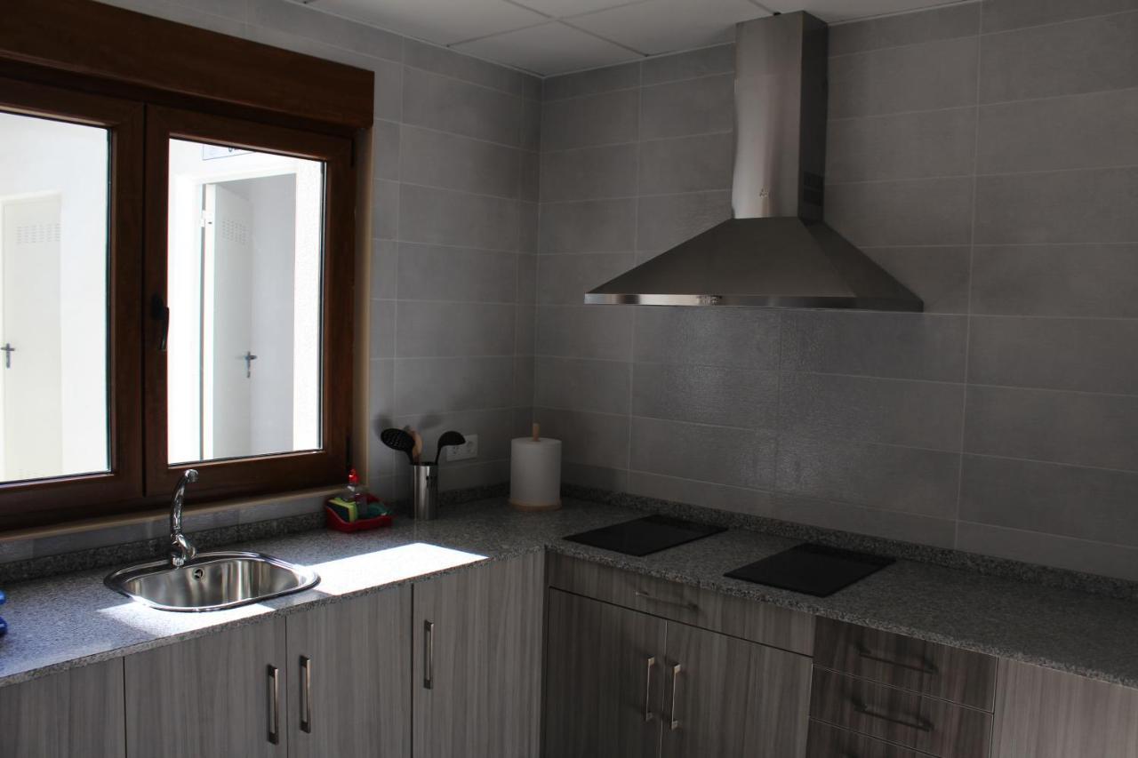 Pension Albergue O Pedregal Lourenza ภายนอก รูปภาพ