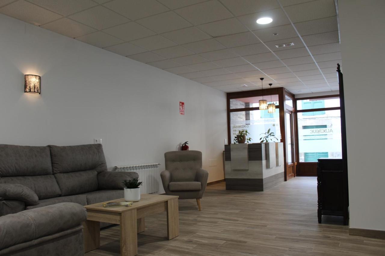 Pension Albergue O Pedregal Lourenza ภายนอก รูปภาพ