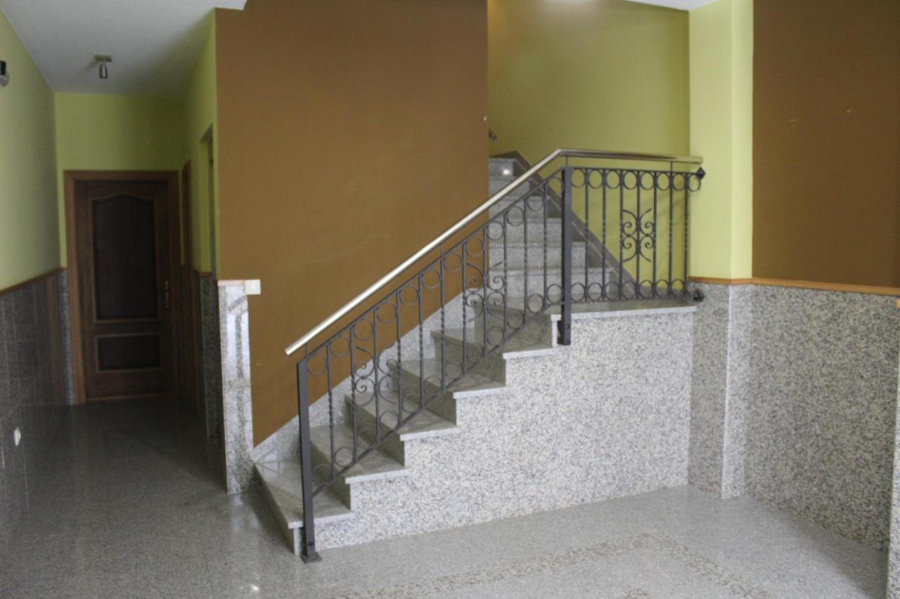 Pension Albergue O Pedregal Lourenza ภายนอก รูปภาพ