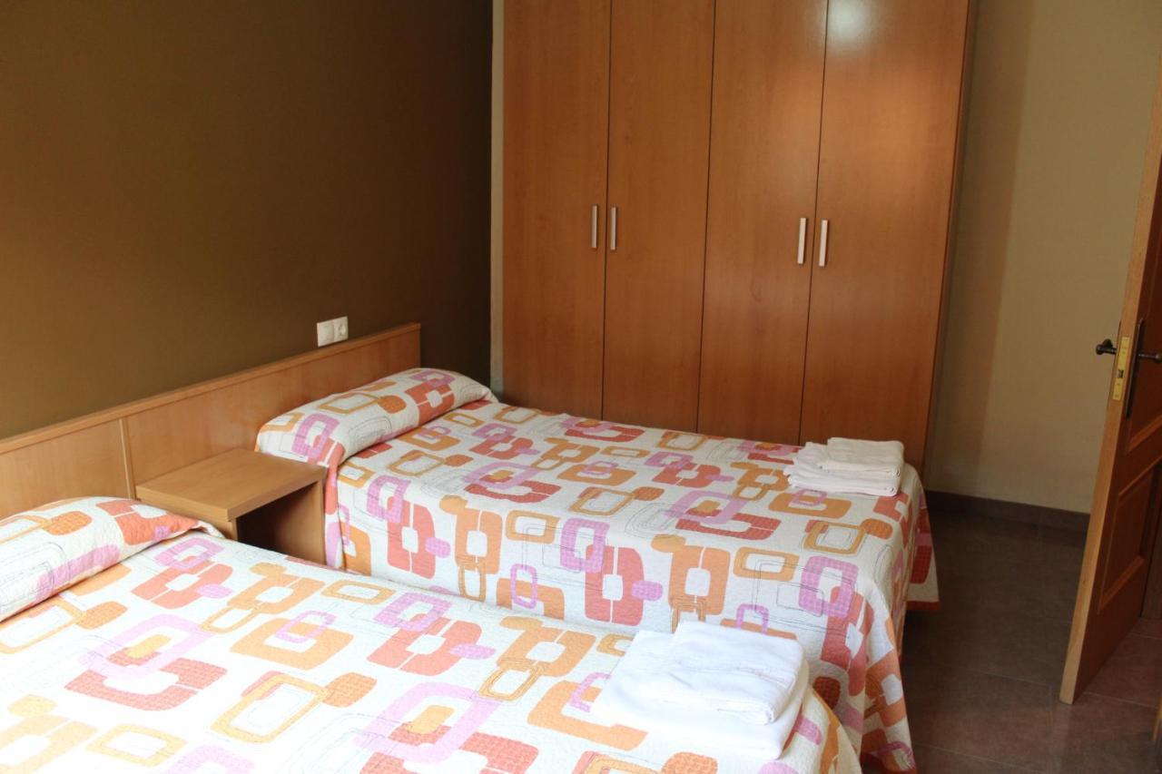 Pension Albergue O Pedregal Lourenza ภายนอก รูปภาพ