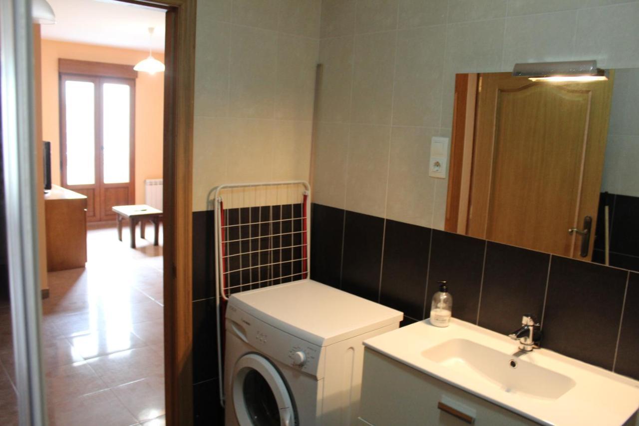 Pension Albergue O Pedregal Lourenza ภายนอก รูปภาพ