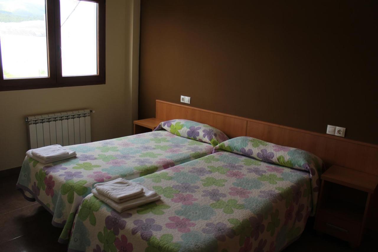 Pension Albergue O Pedregal Lourenza ภายนอก รูปภาพ